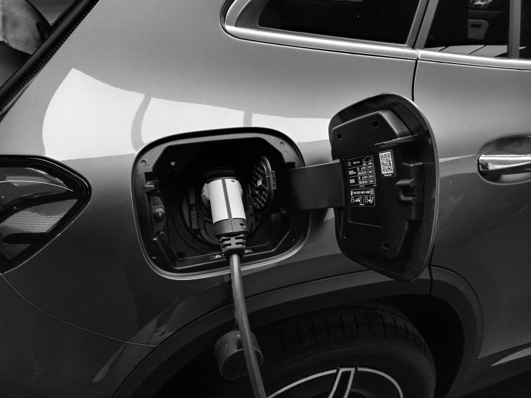 How Electric Cars Will Drive a Massive Upgrade of the National Power Grid